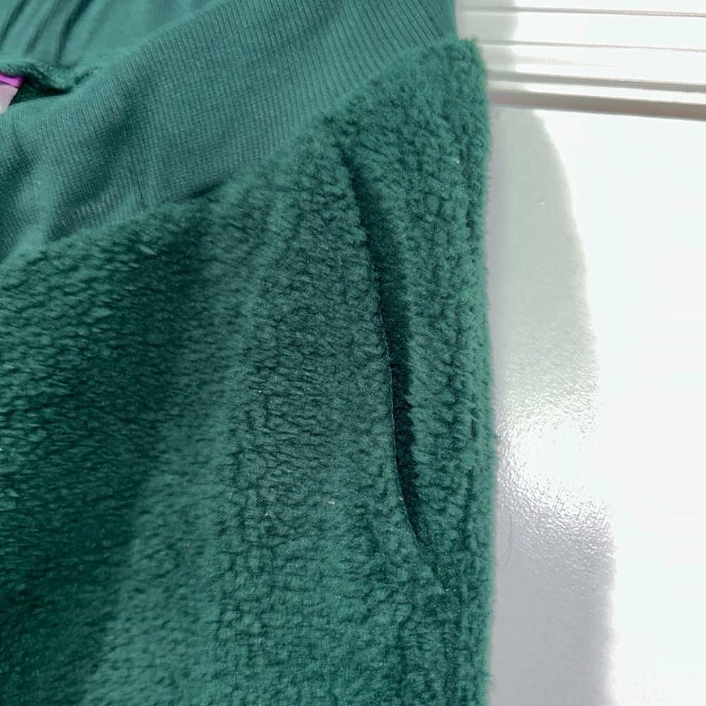 Adore Me Forest Green Fleece Hoodie and sweat pants 
Size M - Picture 2 of 6